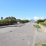 3-zimmer In In Ruhiger Lage شقة *