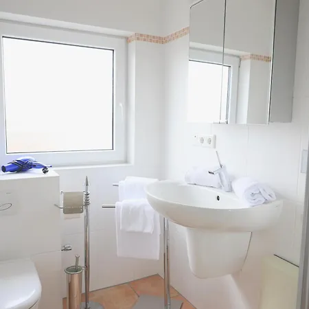 3-zimmer In In Ruhiger Lage Lejlighed